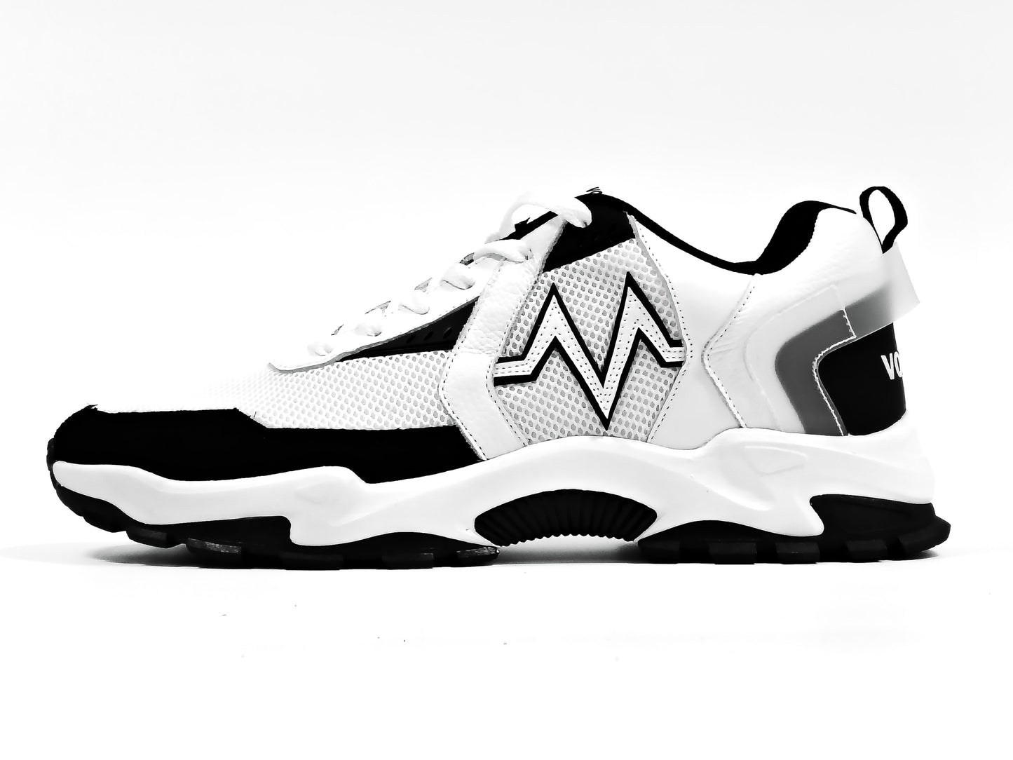 VOWLAR PREMIERES - White and Black